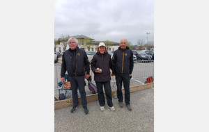 Qualificatif Triplettes Mixtes à Saint-Renan : 14 équipes du club
